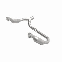 MagnaFlow Direct Fit Catalytic Converter 06-07 Ram 1500 4.7L Underbody