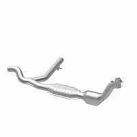MagnaFlow Direct Fit Catalytic Converter 99-00 Ford Exped 4.6L