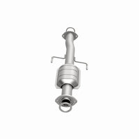MagnaFlow Direct Fit Catalytic Converter 02-04 Toyota Tacoma 2.7L Rear