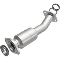 MagnaFlow Direct Fit Catalytic Converter 11-15 Sienna 3.5 Underbody