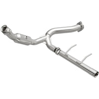 MagnaFlow Direct Fit Catalytic Converter 2007-2008 Ford Expedition/Navigator V8-5.4L