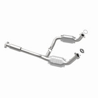 MagnaFlow Direct Fit Catalytic Converter 05-06 GMC Envoy XL Denali