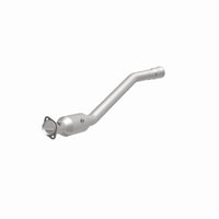 MagnaFlow Direct Fit Catalytic Converter 13-14 Mercedes-Benz GL450 V8 4.6 OEM Underbody