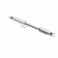 MagnaFlow Direct Fit Catalytic Conv 11-14 Sonata 2.4L Underbody (OEM Grade Federal / EPA Compliant)