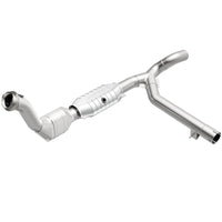 MagnaFlow Direct Fit Catalytic Converter 99-00 Ford Exped 4.6L