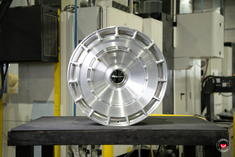Vossen LC3-11 23x10 / 5x120 / ET32 - Brushed Gloss Clear Wheel - (Range Rover)