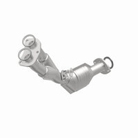 MagnaFlow Direct Fit Catalytic Converter 01-04 Toyota Tacoma 2.7L fr