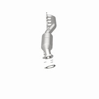 MagnaFlow Direct Fit Catalytic Converter 02-04 Volkswagen Passat 4.0L