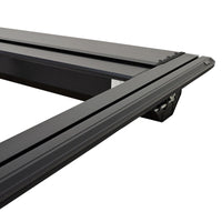 Westin 19-26 GM Silverado/Sierra 1500 5ft 8in Bed Manual Retractable Tonneau Cover - Black