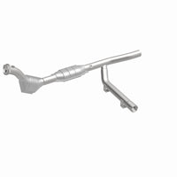 MagnaFlow Direct Fit Catalytic Converter 97-98 Ford Expedition 4.6