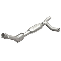 MagnaFlow Direct Fit Catalytic Converter 01-03 Ford E150 4.2L Passenger Side