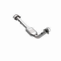 MagnaFlow Direct Fit Catalytic Conv 02-06 Cadillac Escalade / 02-06 GM Yukon (Inc Denali) 6.0L P/S