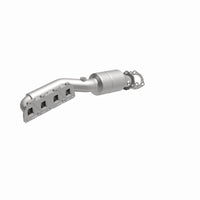 MagnaFlow Direct Fit Catalytic Converter 02-04 VW Passat 4.0L