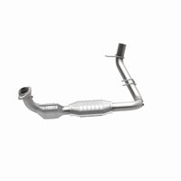 MagnaFlow Direct Fit Catalytic Converter 97-98 Ford Trucks 5.4L