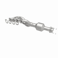 MagnaFlow Direct Fit Catalytic Converter 04-05 BMW 545I 4.4L P/S