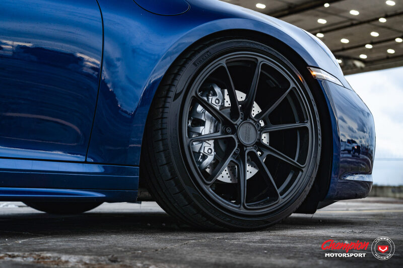 Vossen x Champion RS92 22x12 / 5x130 / ET66 - Satin Black Wheel - (992 Carrera - Rear)
