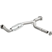 MagnaFlow Direct Fit Catalytic Converter 03-05 Ford Expedition/05-06 Lincoln Navigator 5.4L P/S