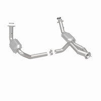 MagnaFlow DF Cat. Conv 02-06 Cadillac Truck. 8 5.3L Dual Conv. Y-Pipe Assy 2wd/Chevy Truck 99-07