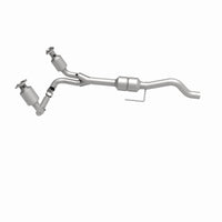 MagnaFlow Direct Fit Catalytic Converter 00-03 Durango 4WD 4.7L