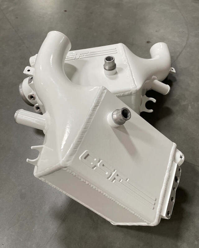 CSF 16-21 BMW M5 (F90) / 17-21 BMW M8 (F91/F92/F93) Twin Charge-Air-Cooler Set - Alpine White