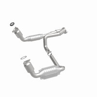MagnaFlow Direct Fit Catalytic Converter 99-00 Chevy Pickups 4.3L