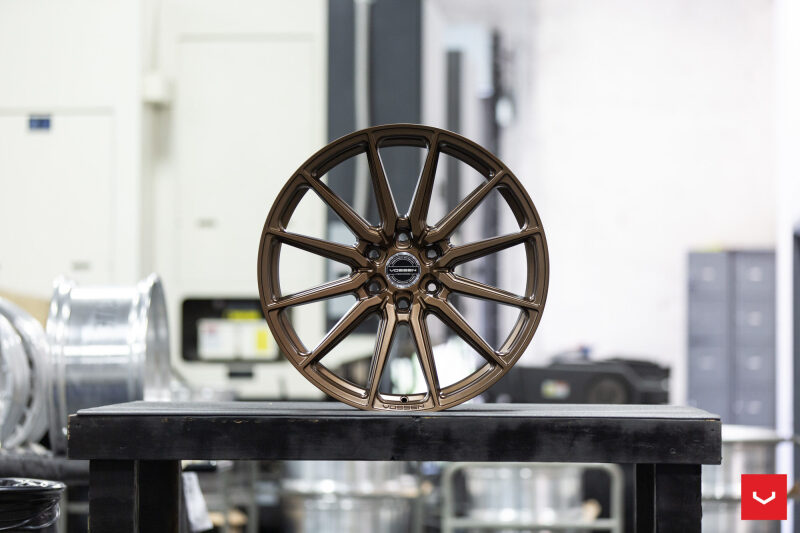 Vossen HF6-1 24x10 / 6x139.7 / ET25 / 78.1 / Deep - Satin Bronze Wheel