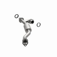 MagnaFlow Direct Fit Catalytic Converter 01-03 Montero 3L Passenger Side Front OEM