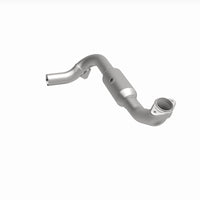 MagnaFlow 05-06 Lincoln Navigator 5.4L Direct Fit Catalytic Converter - Passenger Side