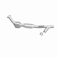 MagnaFlow Direct Fit Catalytic Converter 97-98 Ford Trucks 5.4L