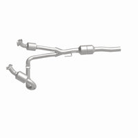 MagnaFlow Direct Fit Catalytic Converter 02-03 Dodge Durango