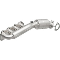 MagnaFlow Direct Fit Catalytic Converter 02-04 VW Passat 4.0L