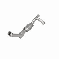 MagnaFlow Direct Fit Catalytic Converter 99-02 Expedition 5.4L 4wd