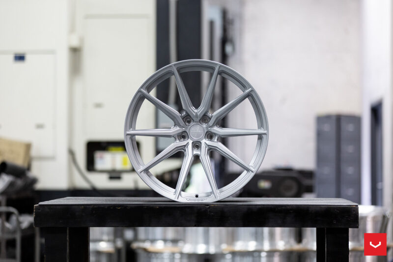 Vossen HF-3 19x9.5 / 5x120 / ET40 / 64.1 / Deep - Satin Silver Wheel