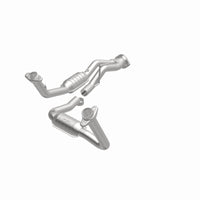 MagnaFlow Direct Fit Catalytic Converter 07-08 Jeep G/C OEM