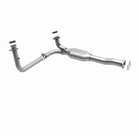 MagnaFlow Direct Fit Catalytic Converter California Grade 96-99 GM K/C 1500/2500 5.0L V8/4.3L V6