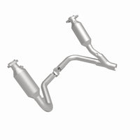 MagnaFlow Direct Fit Catalytic Converter California Grade 07-08 Dodge Durango 3.7L