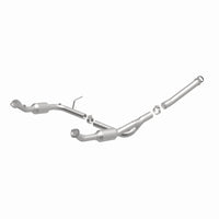 MagnaFlow Direct Fit Catalytic Converter OEM 2004-2005 Ford Explorer/Mercury Mountaineer Underbody