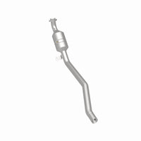 MagnaFlow Direct Fit Catalytic Converter 2006-2011 R350 3.5 L Underbody