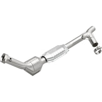 MagnaFlow Direct Fit Catalytic Converter 97-98 Ford Trucks 5.4L