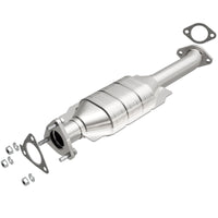 MagnaFlow Direct Fit Catalytic Converter 01-02 Kia Sportage Rear