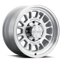 Method MR318 18x9 / 8x180 BP / 18mm Offset / 130.81mm CB Machined-Clear Coat