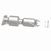 MagnaFlow Direct Fit Catalytic Converter 13-15 Hyundai Veloster 1.6L Underbody