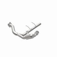 MagnaFlow Direct Fit Catalytic Converter 2007-2008 Ford Expedition/Navigator V8-5.4L
