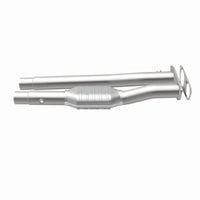 MagnaFlow Direct Fit Catalytic Converter 96-97 7.4L 3500 Truck Rear