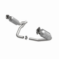 MagnaFlow Direct Fit Catalytic Conv 05-06 Dodge Dakota/2006 Mitsubishi Raider 3.7L Y-Pipe Assembly
