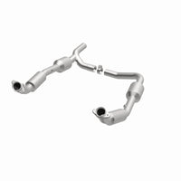 MagnaFlow Direct Fit Catalytic Converter OEM 07-08 Ford E-150