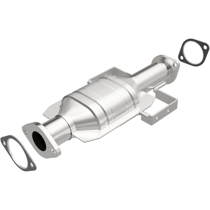 MagnaFlow Direct Fit Catalytic Converter 96 Dodge Avenger 2.5L