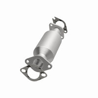 MagnaFlow 11-13 Sorento 2.4L Underbody Direct Fit Converter