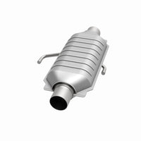 MagnaFlow Universal Catalytic Converter 2Air 19.5X7X4 2.25X2.25