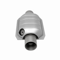 MagnaFlow Universal Catalytic Converter 3 W/Dual O2 Boss
